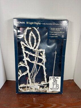 Vintage Noma 50 Light Candle Display For Indoor Use Only With Spare Bulbs & Suct